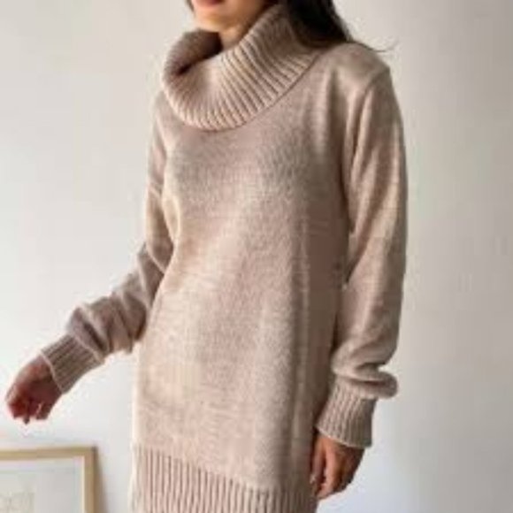 The Limited Collection Beige Turtleneck Sweater - Picture 1 of 3